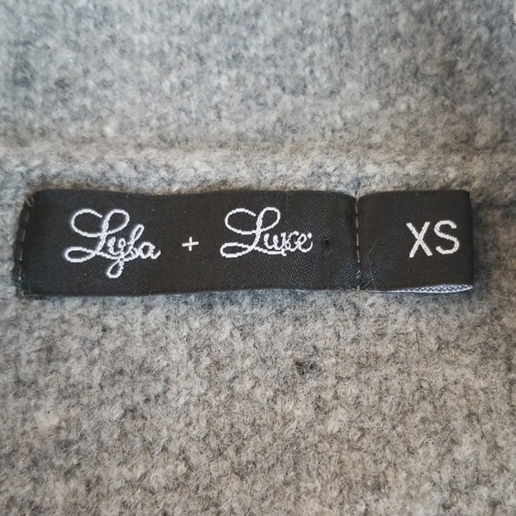 Lyla + Luxe Gray Sleeveless Coat - Size XS - Picture 5 of 7